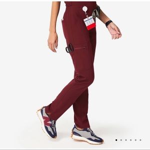 EUC, Figs Yola Skinny Scrub Pants